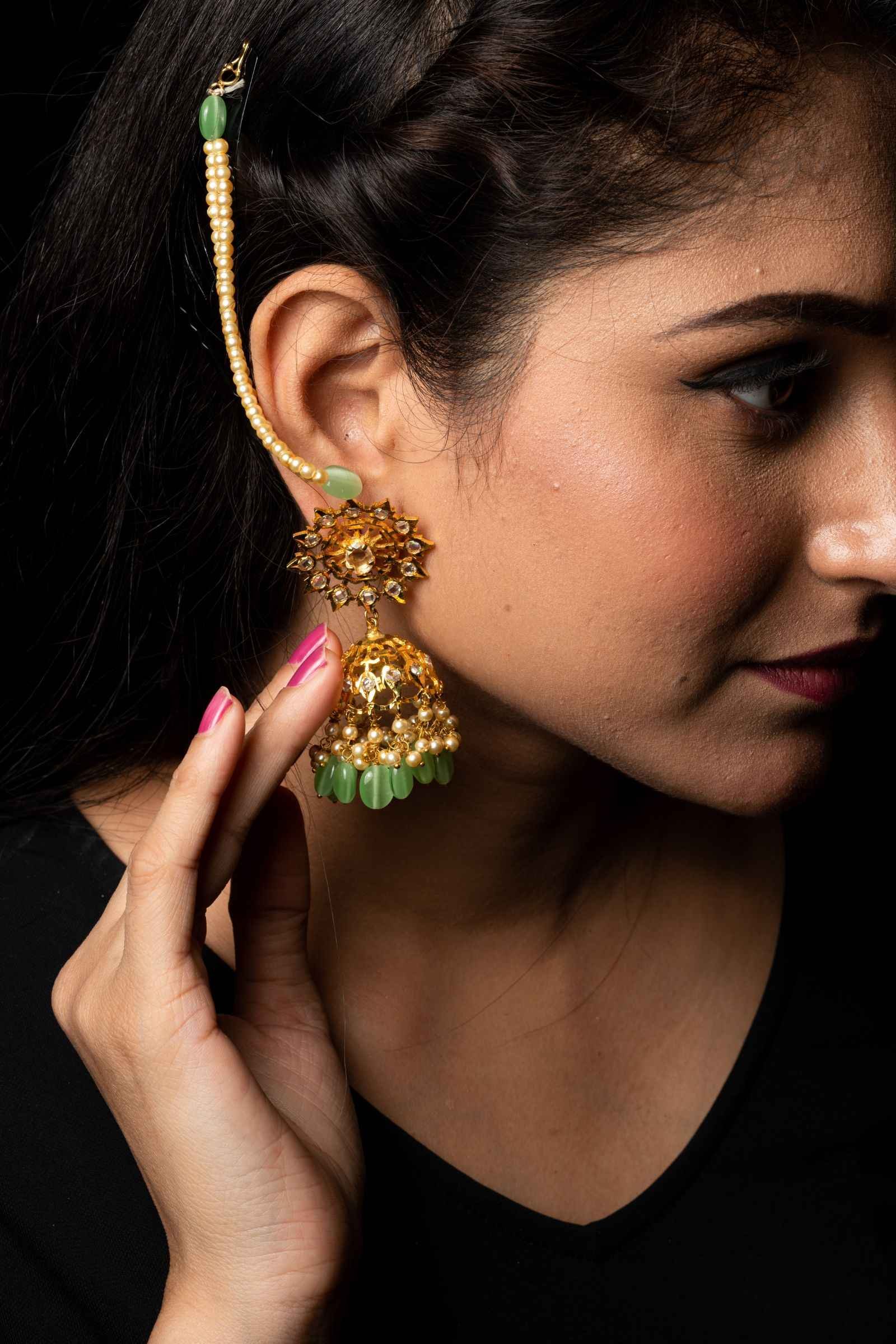 Dania Jhumka